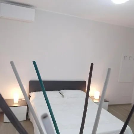 Novatek Bed & Breakfast *